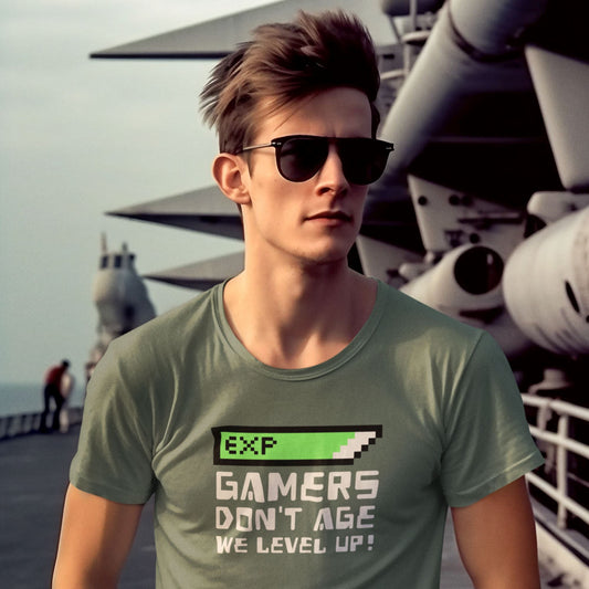Gamers Don't Age We Level Up T'Shirt T-Shirt Seven Squared Small 34-36" Military Green